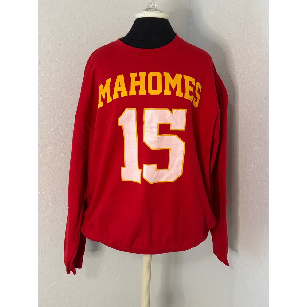 Gildan Patrick Mahomes 15 Kansas City Chiefs Red Sweatshirt Mens XL Heavy Blend